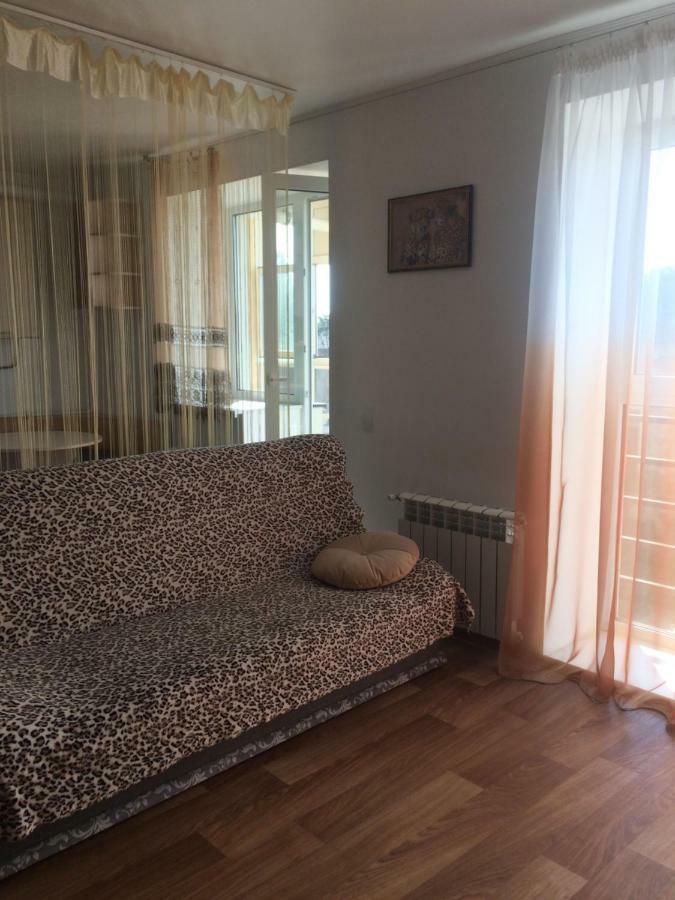 Studio Apartment In Center Poltava Exterior photo